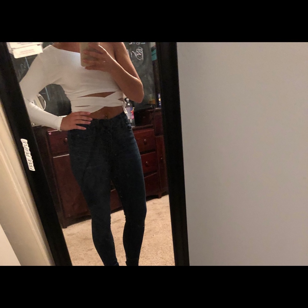 White strap crop top